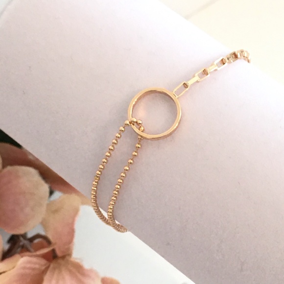 S925 Minimalist Gold Circle Bracelet - Picture 8 of 9